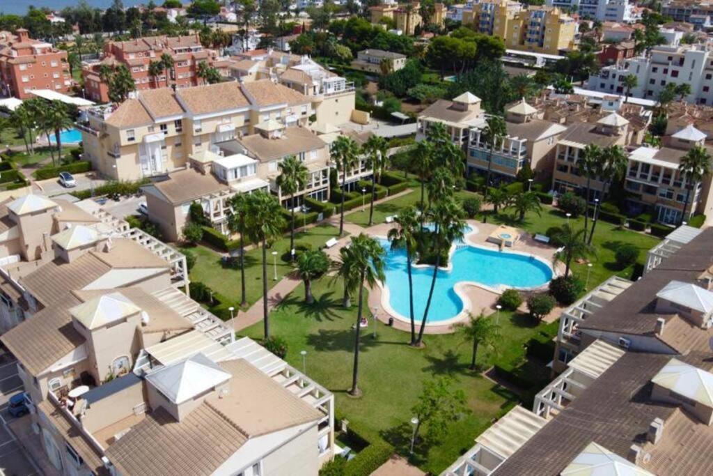 Modern penthouse in Dénia only 200 m to the beach! Extérieur photo