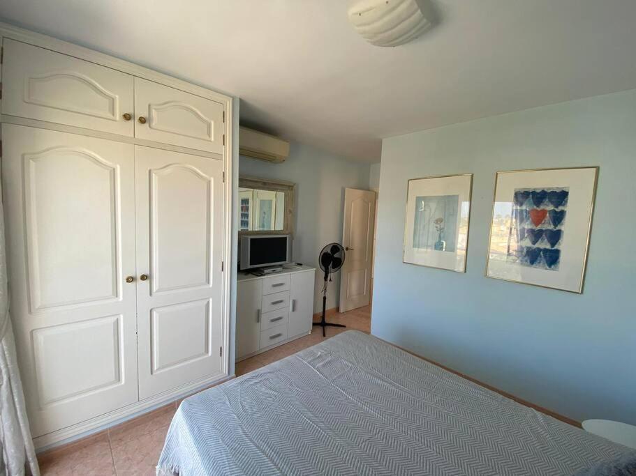 Modern penthouse in Dénia only 200 m to the beach! Extérieur photo