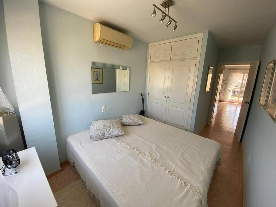 Modern penthouse in Dénia only 200 m to the beach! Extérieur photo