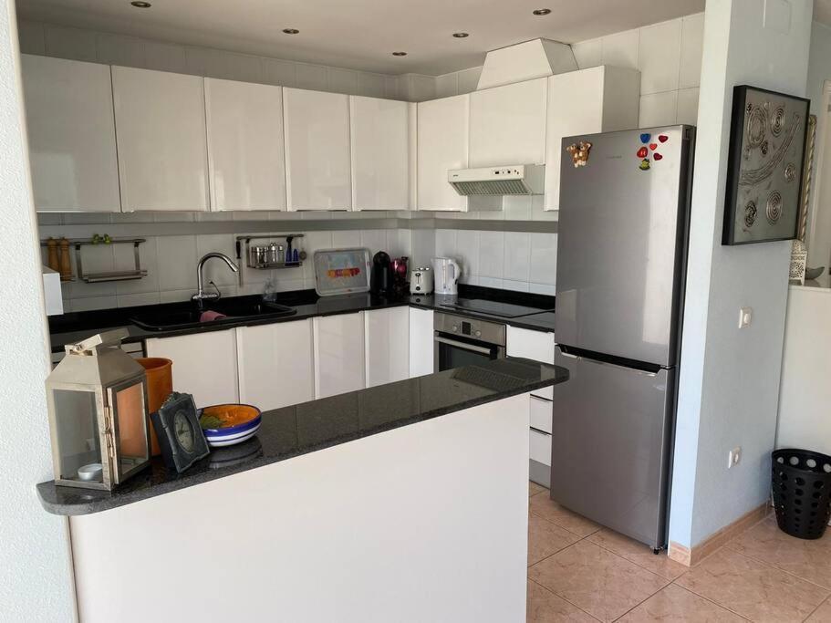 Modern penthouse in Dénia only 200 m to the beach! Extérieur photo